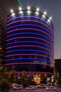 montana al azizia hotel