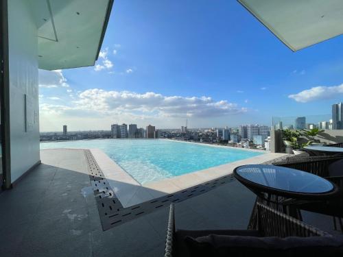 hotel a and a quezon city powered by cocotel