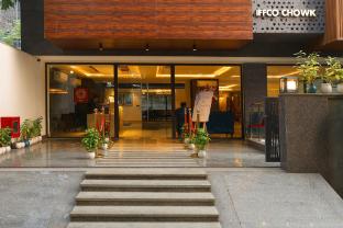 opo hotel iffco chowk