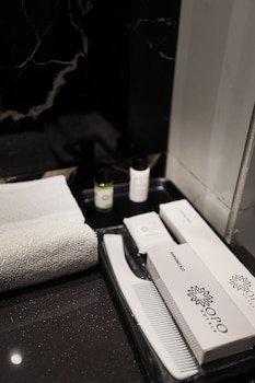 opo hotel iffco chowk