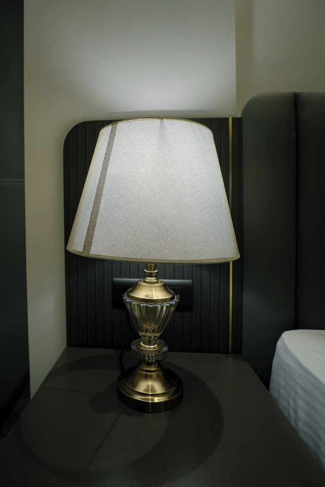 opo hotel iffco chowk