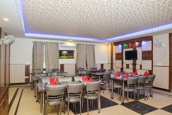 del fox hotel delhi airport