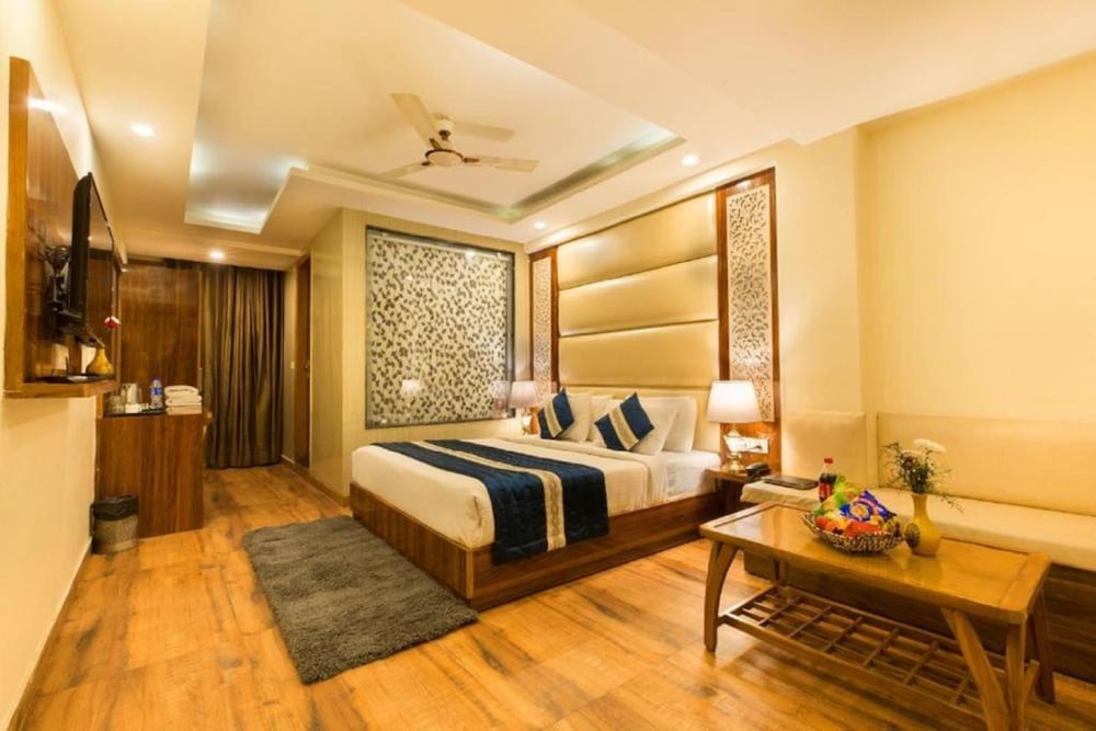 del fox hotel delhi airport