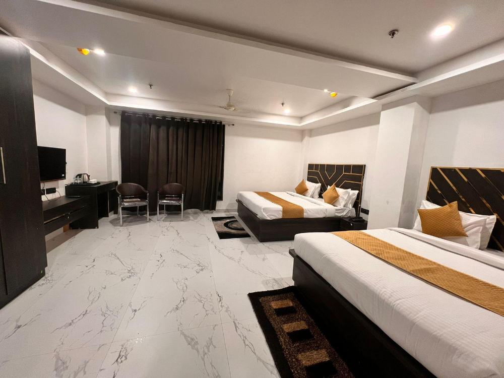 hotel grey sky