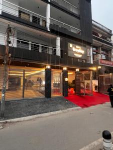 hotel grey sky