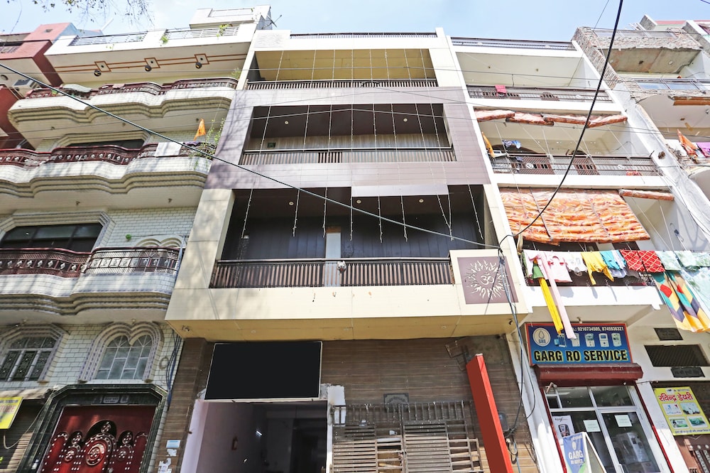 twamev punjabi bagh