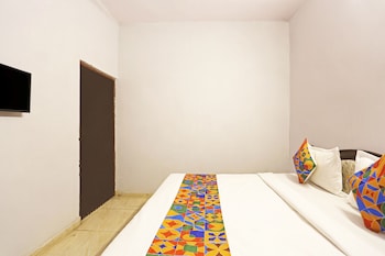twamev punjabi bagh