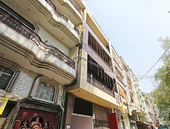 twamev punjabi bagh