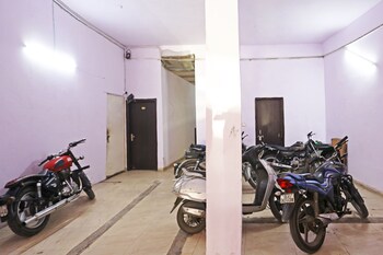 twamev punjabi bagh