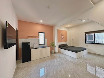 corgi house danang