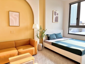 corgi house danang