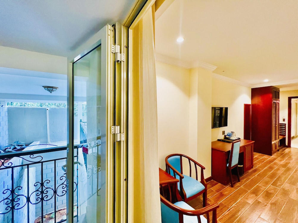 calyssa hotels and village