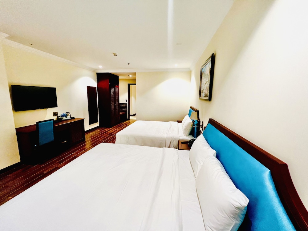 calyssa hotels and village