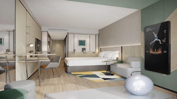 even qingdao laoshan an ihg hotel