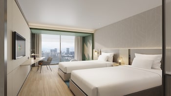 even qingdao laoshan an ihg hotel