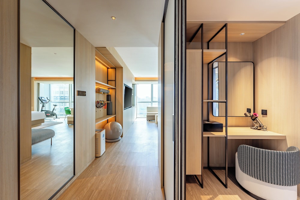 even qingdao laoshan an ihg hotel