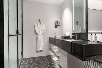 microtel by wyndham xishuangbanna mengle