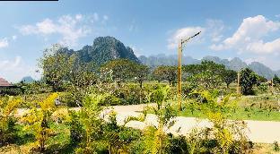 vang vieng romantic place resort