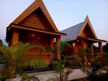 vang vieng romantic place resort
