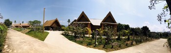 vang vieng romantic place resort