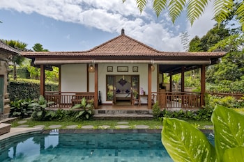 ratni ubud villa