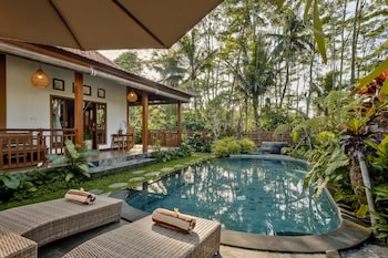 ratni ubud villa