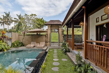 ratni ubud villa