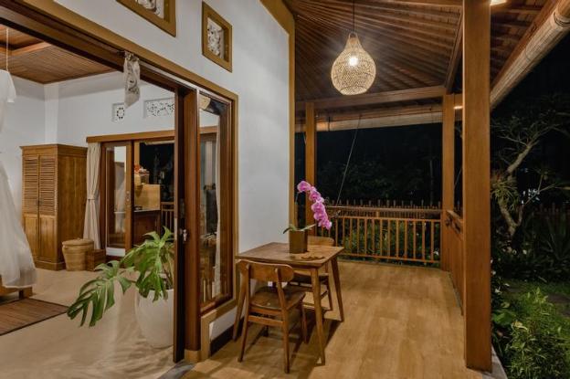 ratni ubud villa