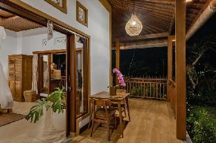 ratni ubud villa