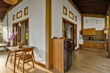 ratni ubud villa
