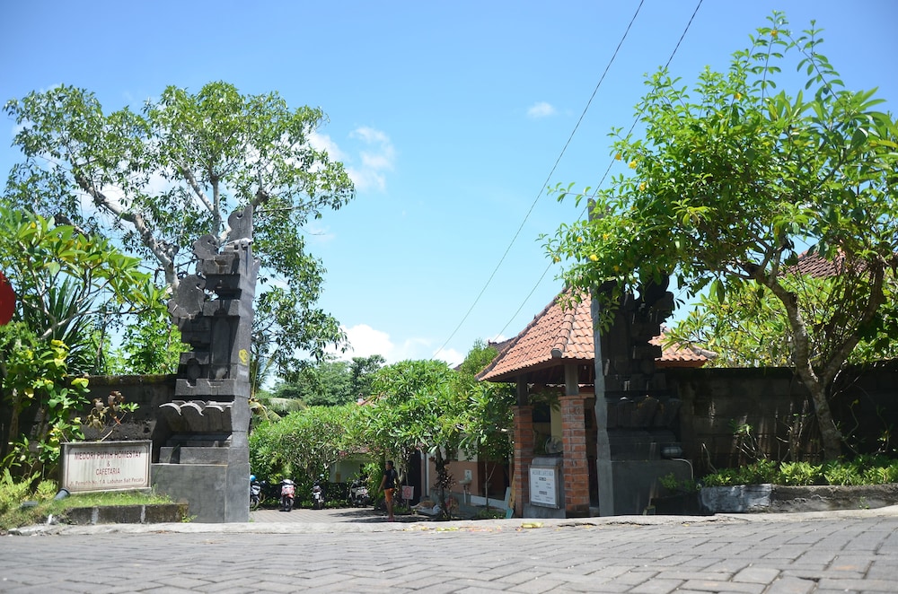 medori putih homestay