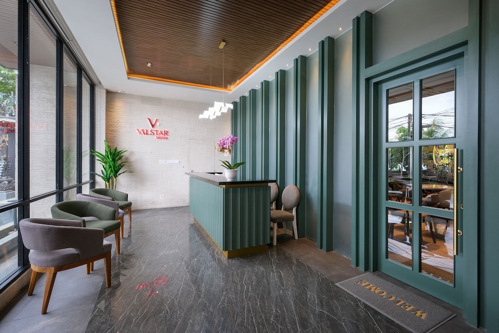 valstar hotel canggu