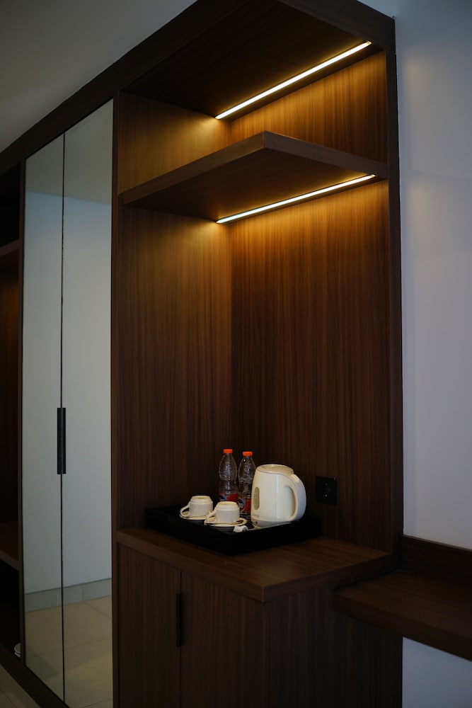valstar hotel canggu