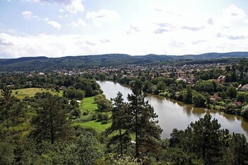 Hotel Grand,Prague>>Karlstejn,3 star