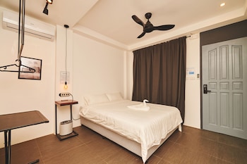 hotel gray in boracay