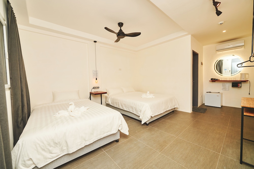 hotel gray in boracay