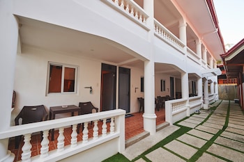 hotel gray in boracay