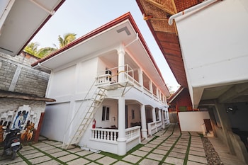 hotel gray in boracay