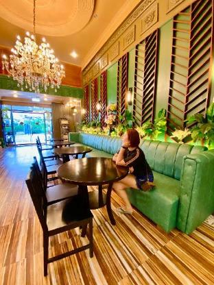 clark cu hotel