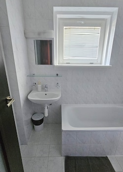 hotel almond