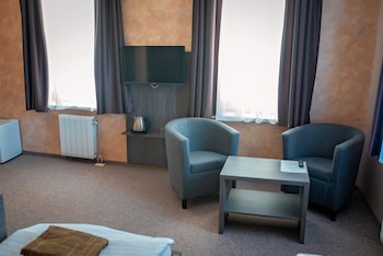 hotel almond