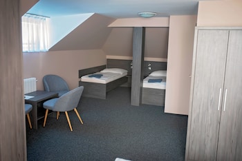 hotel almond