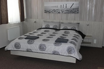 hotel almond
