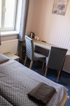 hotel almond