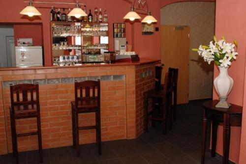 hotel almond