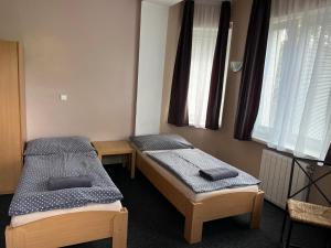 hotel almond
