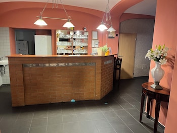 Hotel Almond,Teplice>>Duchcov,3 star