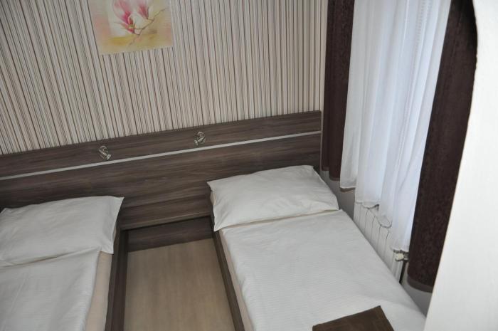 hotel almond