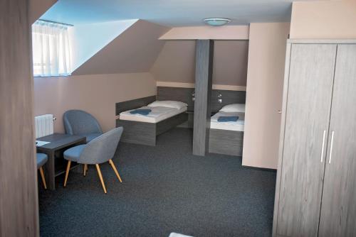 hotel almond