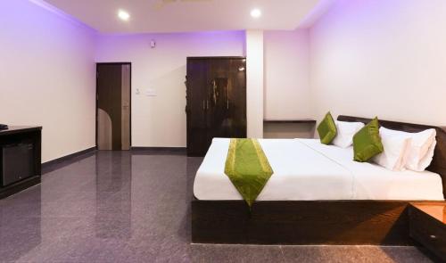 vaishnavi residency by urban hotels